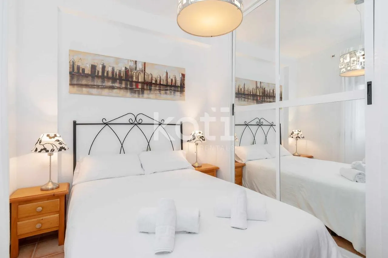 Koti Rentals - Plaza Chinorros Fuengirola Espagne
