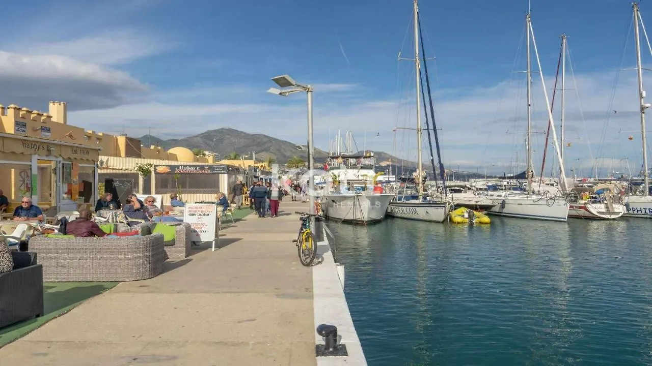 Koti Rentals - Plaza Chinorros Fuengirola Espagne